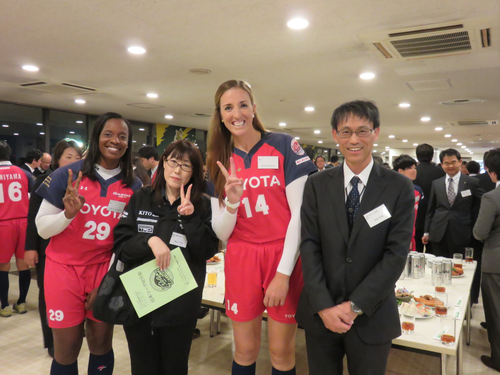 ワトリー選手、本山ＳＫ、アボット選手、中村部長